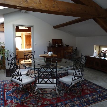 Gentilhommiere De Collonges Bed & Breakfast Prisse Exterior photo